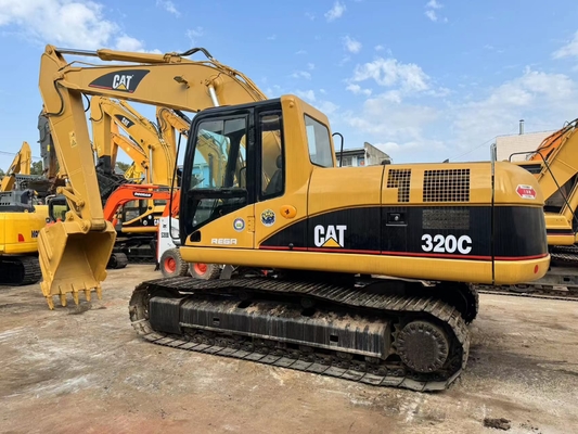 Utilisée CAT Caterpillar 320C Excavatrice hydraulique à rampe 20 tonnes