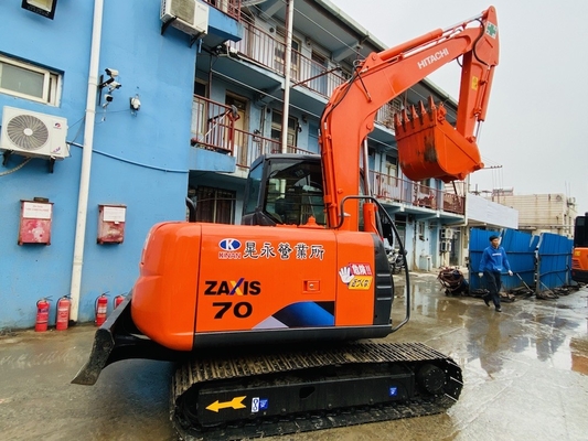 7 tonnes d'origine japonaise utilisée Hitachi ZX70 Excavatrice à rampe avec 40,5 kW de puissance du moteur et 0,3 m3 de capacité de seau