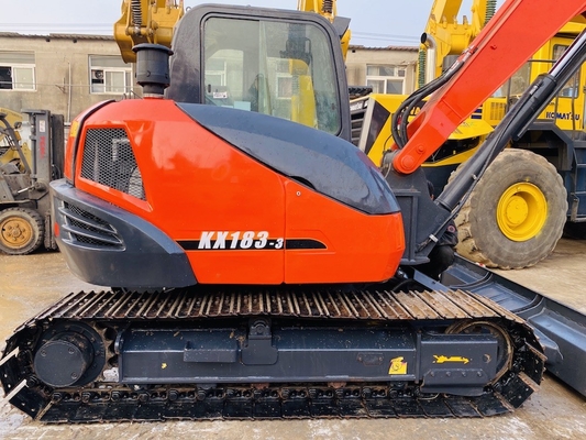 8 tonnes d'origine japonaise utilisée Kubota KX183 Excavatrice à rampe avec 47,8 kW de puissance du moteur et 0,31 m3 de capacité de seau