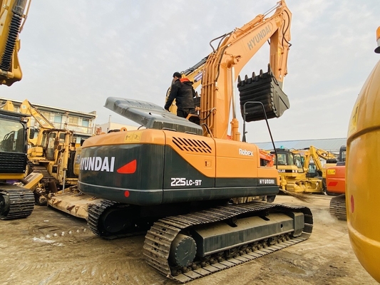 22 tonnes d'origine japonaise d'occasion Hyundai R225 Excavateur à rampe avec 112 kW de puissance du moteur et 1,05 m3 de capacité de seau