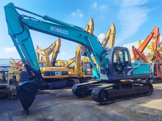 21 tonnes d'origine japonaise utilisée Kobelco SK210-8 Excavatrice à rampe avec 114 kW de puissance du moteur et 1 m3 de capacité de seau