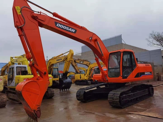 22 tonnes d'origine utilisée Doosan DH220 Excavateur à rampe avec une capacité de seau de 0,5-1,18 m3