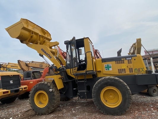 3 à 5 tonnes de seconde main Komatsu WA320-3 chargeur à roues chargeur avant d'occasion
