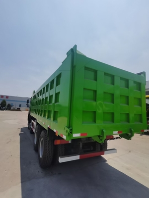 Vente de camion à ordures Sinotruk Howo 371hp 6x4 8x4