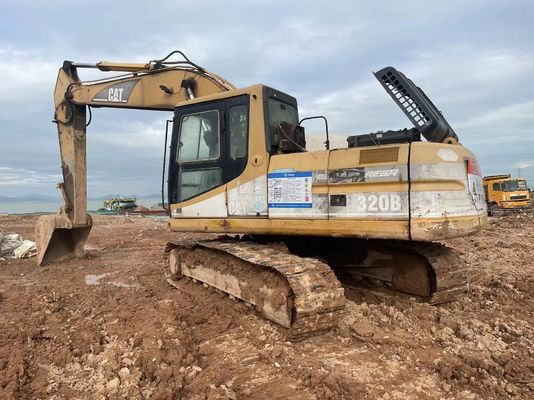 Excavatrice japonaise Cat 320b d'occasion, Caterpillar Excavatrice à voie utilisée 20 tonnes