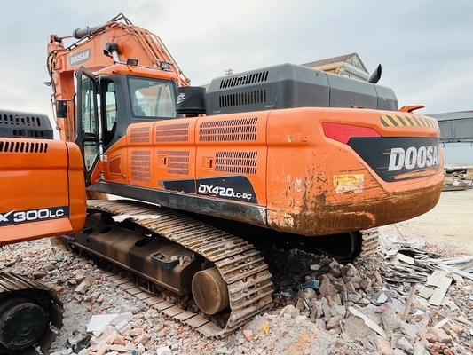 42 tonnes d'origine utilisée Doosan DX420LC-9C Excavateur à chenille avec 2 m3 de capacité de seau Excavateur d'occasion