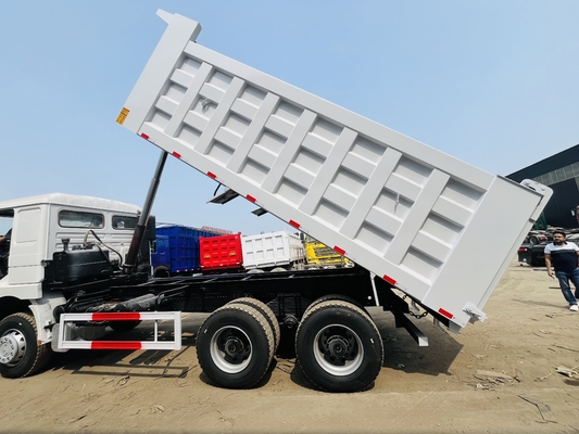 L'utilisation de SHACMAN F3000 6X4 camions lourds 10 pneus 300 chevaux