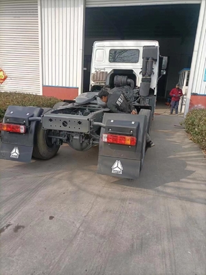 Sinotruk Howo 371 chevaux camion tracteur tête de remorque 6x4 à vendre