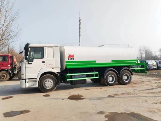 20 m3 de seconde main SINOTRUK HOWO 6x4 Sprinkler camion à eau utilisé à vendre