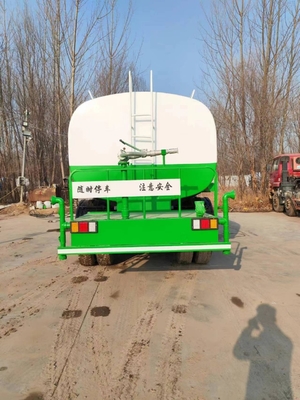 20 m3 de seconde main SINOTRUK HOWO 6x4 Sprinkler camion à eau utilisé à vendre
