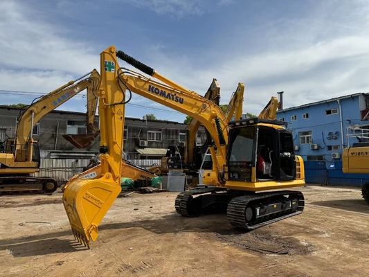 13 tonnes d'origine japonaise d'occasion Komatsu PC130-7 Excavateur à rampe d'occasion