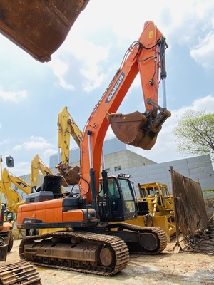 49 tonnes d'origine utilisée Doosan DX490LC-9C Excavateur à rampe d'occasion Avec une capacité de seau de 2,72 m3