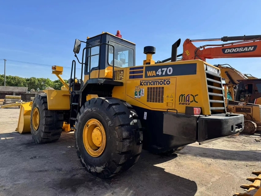 Chargeur à roues Komatsu WA470-3 d'occasion Chargeur routier 3.9 M 3