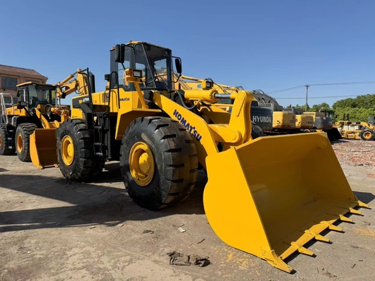 Chargeur à roues Komatsu WA470-3 d'occasion Chargeur routier 3.9 M 3
