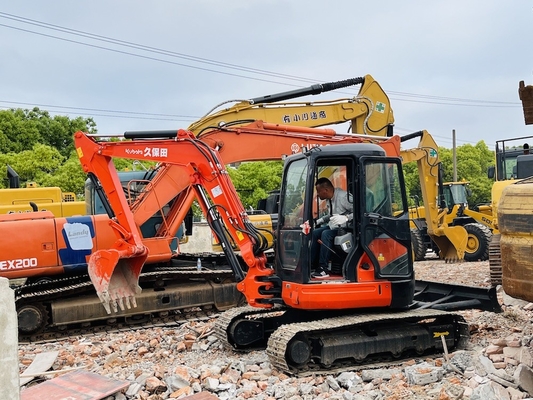 5 tonnes d'excavatrice utilisée Kubota KX155 Excavatrice d'occasion avec une puissance de moteur de 29,9 kW et une capacité de seau de 0,16 m3
