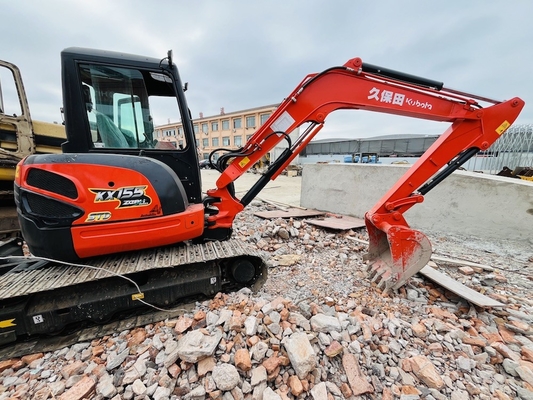 5 tonnes d'excavatrice utilisée Kubota KX155 Excavatrice d'occasion avec une puissance de moteur de 29,9 kW et une capacité de seau de 0,16 m3