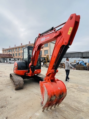 5 tonnes d'excavatrice utilisée Kubota KX155 Excavatrice d'occasion avec une puissance de moteur de 29,9 kW et une capacité de seau de 0,16 m3