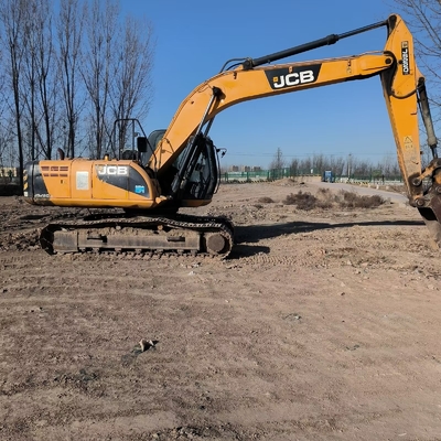 22 tonnes de l'autre main JCB JS220LC Excavatrice à rampe utilisée 129 kW de puissance du moteur et 1 M3 de capacité de seau