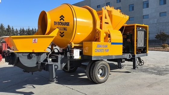 Utilisé XDEM JBS40 pompe à béton mélangeur machine diesel 84 Kw