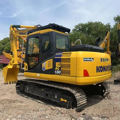 Excavateur Komatsu PC130-7 d'occasion, originalement fabriqué au Japon
