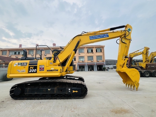 PC200-8 20 tonnes utilisées Excavateur hydraulique à remorqueuse