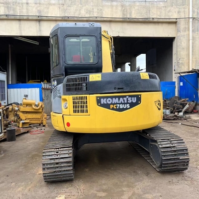 7 tonnes d'excavateur Komatsu PC78US d'occasion