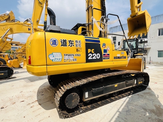 100% de l'original de l'excavatrice Komatsu PC220-8 utilisée