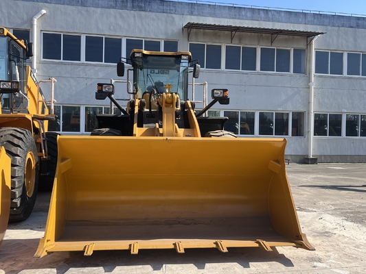 162 KW SDLG LG956L chargeur à roues d'occasion chargement nominal 5 tonnes marque chinoise en bon état